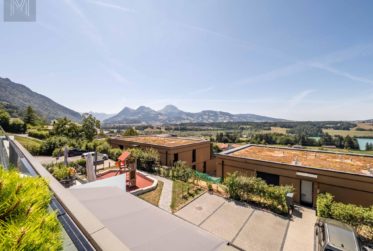 Appartement en terrasse d'exception – Une alliance parfaite entre élégance, panorama et qualité de vie