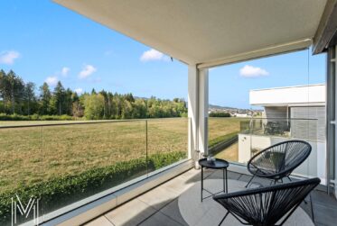 Magnifique appartement en attique de 5.5 pièces, avec vue et situation exceptionnelles à quelques minutes du centre-ville !