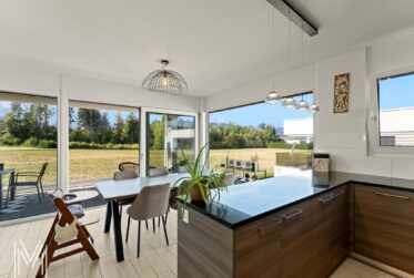 Magnifique appartement en attique de 5.5 pièces, avec vue et situation exceptionnelles à quelques minutes du centre-ville !