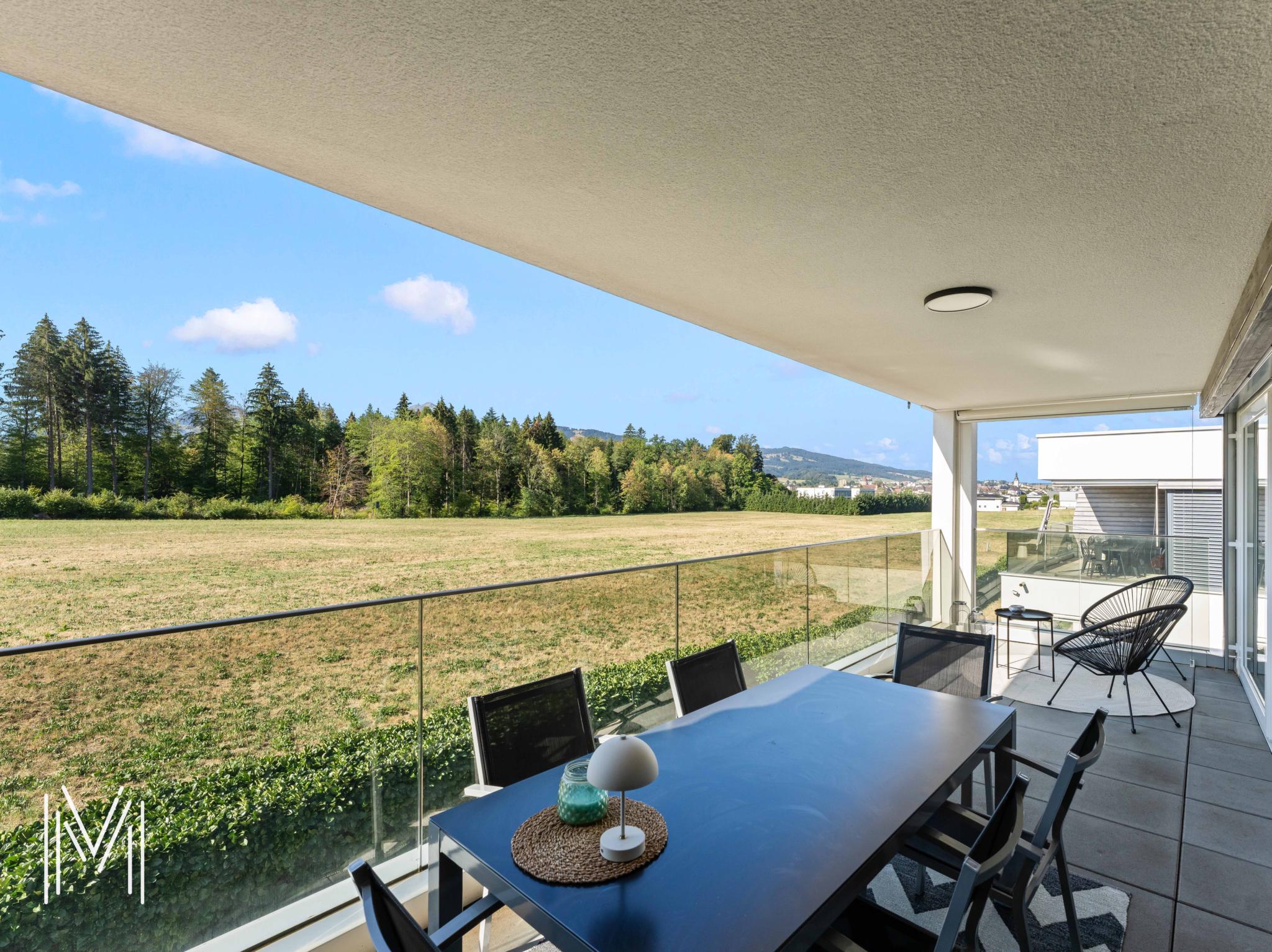 Magnifique appartement en attique de 5.5 pièces, avec vue et situation exceptionnelles à quelques minutes du centre-ville !
