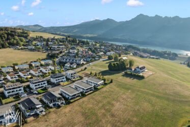 Magnifique appartement en attique de 5.5 pièces, avec vue et situation exceptionnelles à quelques minutes du centre-ville !