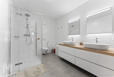 MAGNIFIQUE APPARTEMENT DE 4,5 PIECES AVEC MAGNIFIQUE VUE