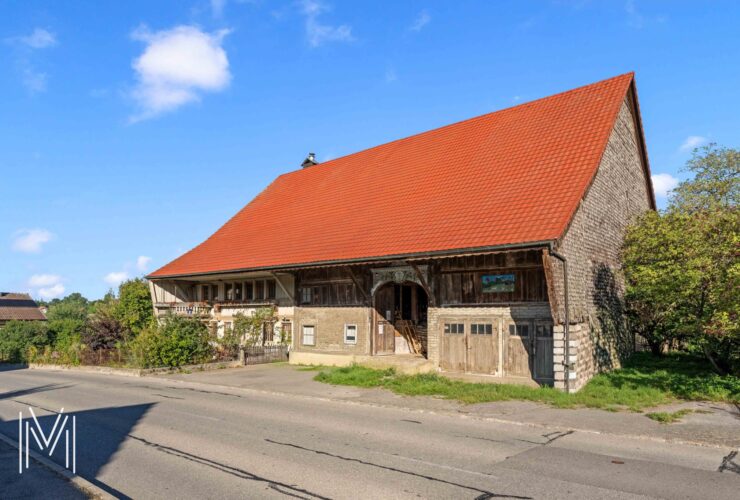 Un patrimoine authentique à réinver au coeur du village ! Une Opportunité immobilière rare !