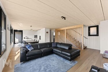 MAGNIFIQUE MAISON INDIVIDUELLE CONTEMPORAINE DE 5,5 PIÈCES - Architecture en bois, confort moderne et qualité de vie entre Fribourg et Bulle