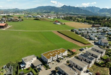 UNE VILLA CONTEMPORAINE de 4.5 pièces en bordure de zone agricole avec situation calme et exceptionnelle