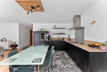 MAGNIFIQUE APPARTEMENT DE 4,5 PIECES AVEC MAGNIFIQUE VUE