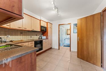 Superbe maison 6,5 pièces avec un dégagement et vue d'exception