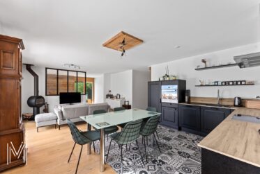 MAGNIFIQUE APPARTEMENT DE 4,5 PIECES AVEC MAGNIFIQUE VUE