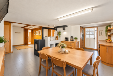 Un patrimoine authentique à réinver au coeur du village ! Une Opportunité immobilière rare !