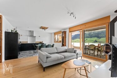 MAGNIFIQUE APPARTEMENT DE 4,5 PIECES AVEC MAGNIFIQUE VUE