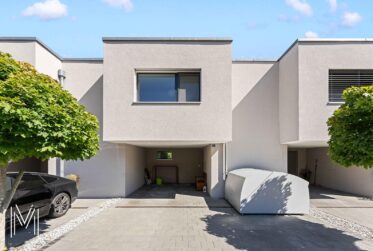 UNE VILLA CONTEMPORAINE de 4.5 pièces en bordure de zone agricole avec situation calme et exceptionnelle