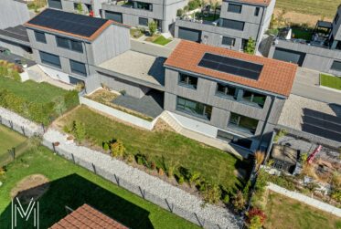 MAGNIFIQUE MAISON INDIVIDUELLE CONTEMPORAINE DE 5,5 PIÈCES - Architecture en bois, confort moderne et qualité de vie entre Fribourg et Bulle