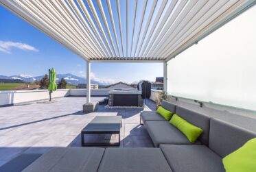 MAGNIFIQUE ATTIQUE EN DUPLEX AVEC TERRASSE A RIAZ