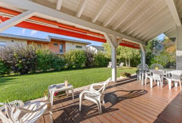 MAGNIFIQUE VILLA INDIVIDUELLE DE 6,5 PIECES AU CENTRE DE BULLE