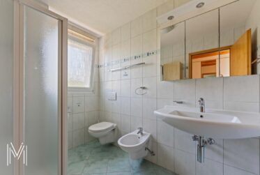 MAGNIFIQUE VILLA INDIVIDUELLE DE 6,5 PIECES AU CENTRE DE BULLE